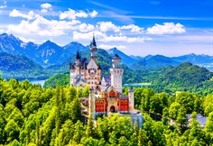 Neuschwanstein slott i sommar, Tyskland